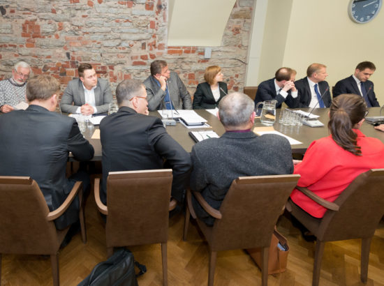 Õiguskomisjoni istung, 5. mai 2015